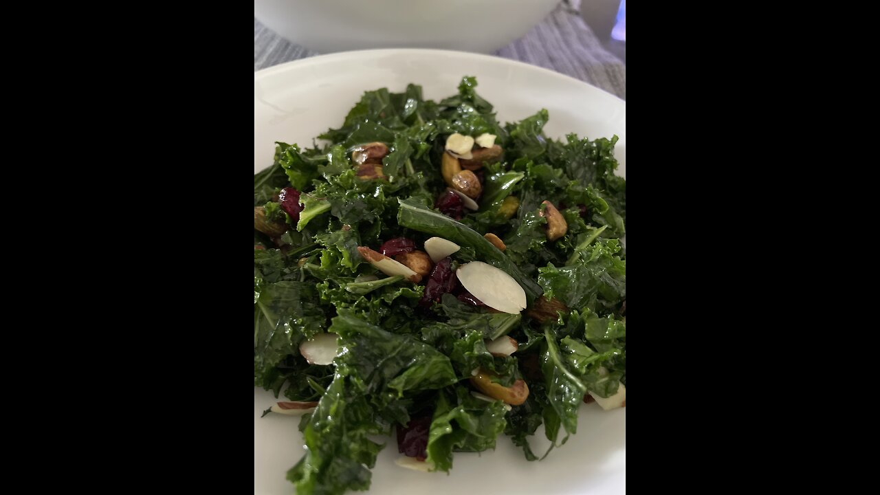 Healthy, Delicious Kale Salad