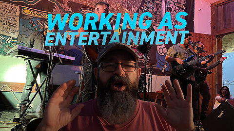 Americans Working as Entertainment & the Going Out Latin American Lifestyle | Vlog 4 April 2023