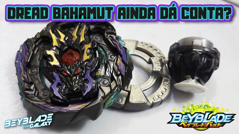 Testando 016 - DREAD BAHAMUT .Wh.Mb GEN contra três combos - Beyblade Burst ベイブレードバースト