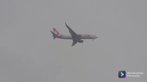 Boeing 737 MAX 8 PR-XMC vindo de Manaus/Airbus A320NEO PR-YYI vindo de Belém do Pará