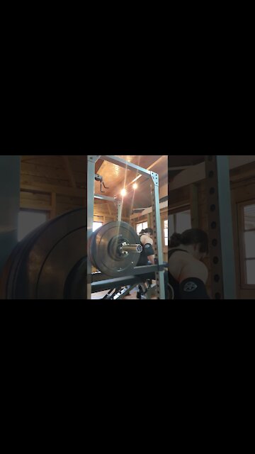 Mediocre.... 97.5 Kgs x5 Bench Press