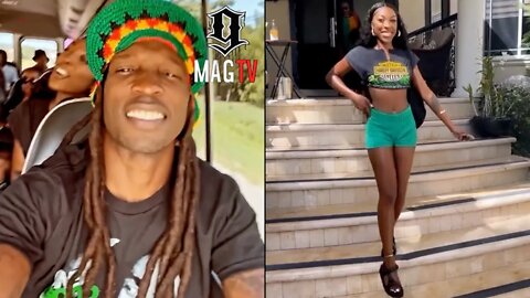 Chad Johnson Loves To Cheer For His Girls During Jamaican Vacation! 👏🏽