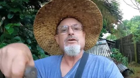 SHOUVELS, WORKERS, AND DIFFERANCES 1