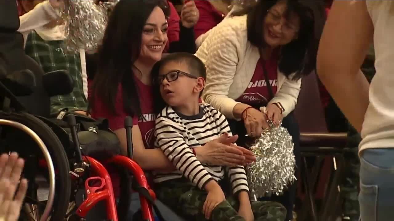 Henderson 7-year-old with rare disease gets sent off for 'dream' weekend by classmates