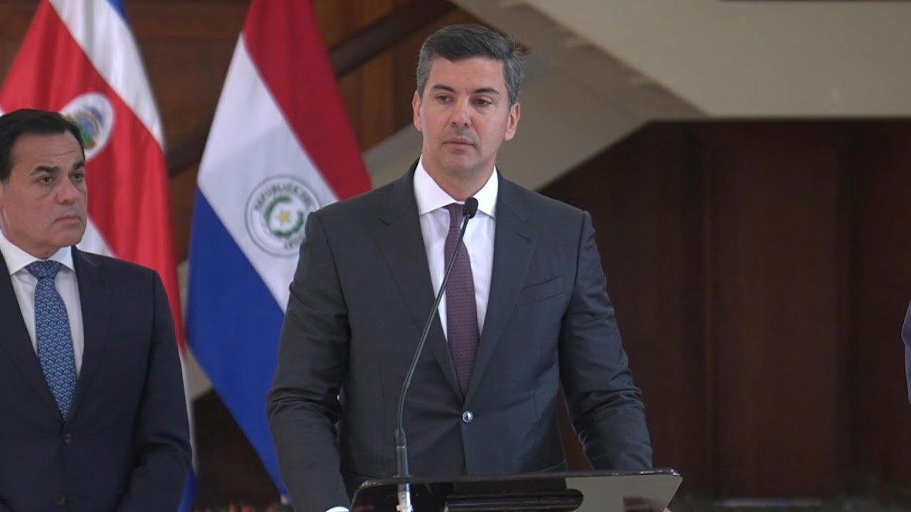 Presidente de Paraguay expresa "gran preocupación" por Venezuela | AFP