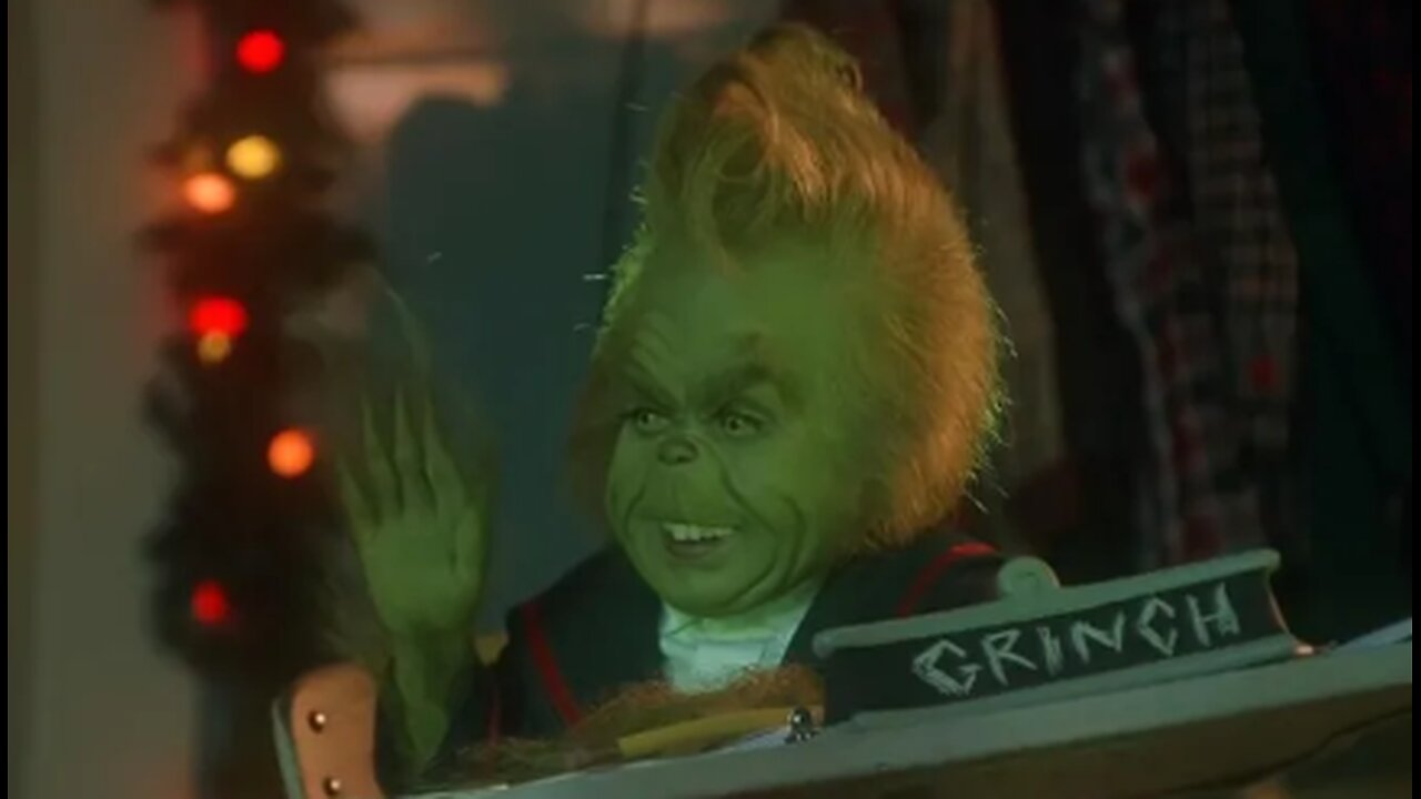 MRP's Holly Jolly Pash Bash: "SEASON 1 (EPS. 231 & 232)" + "The Grinch (2000)"