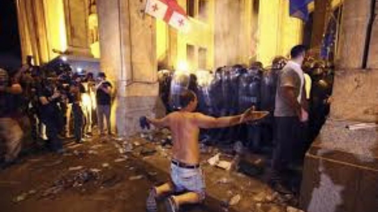 Georgian police use tear gas on protesters after parliament backs 'foreign agents' law