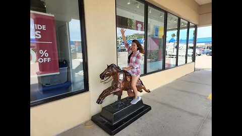 She Got Her Ring and Shopping Deals at Scheels!