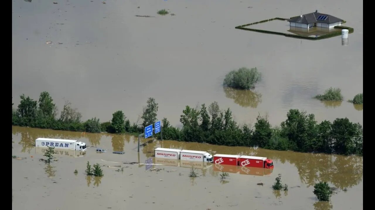 Villages in east Czech Republic near Poland border inundated by floods