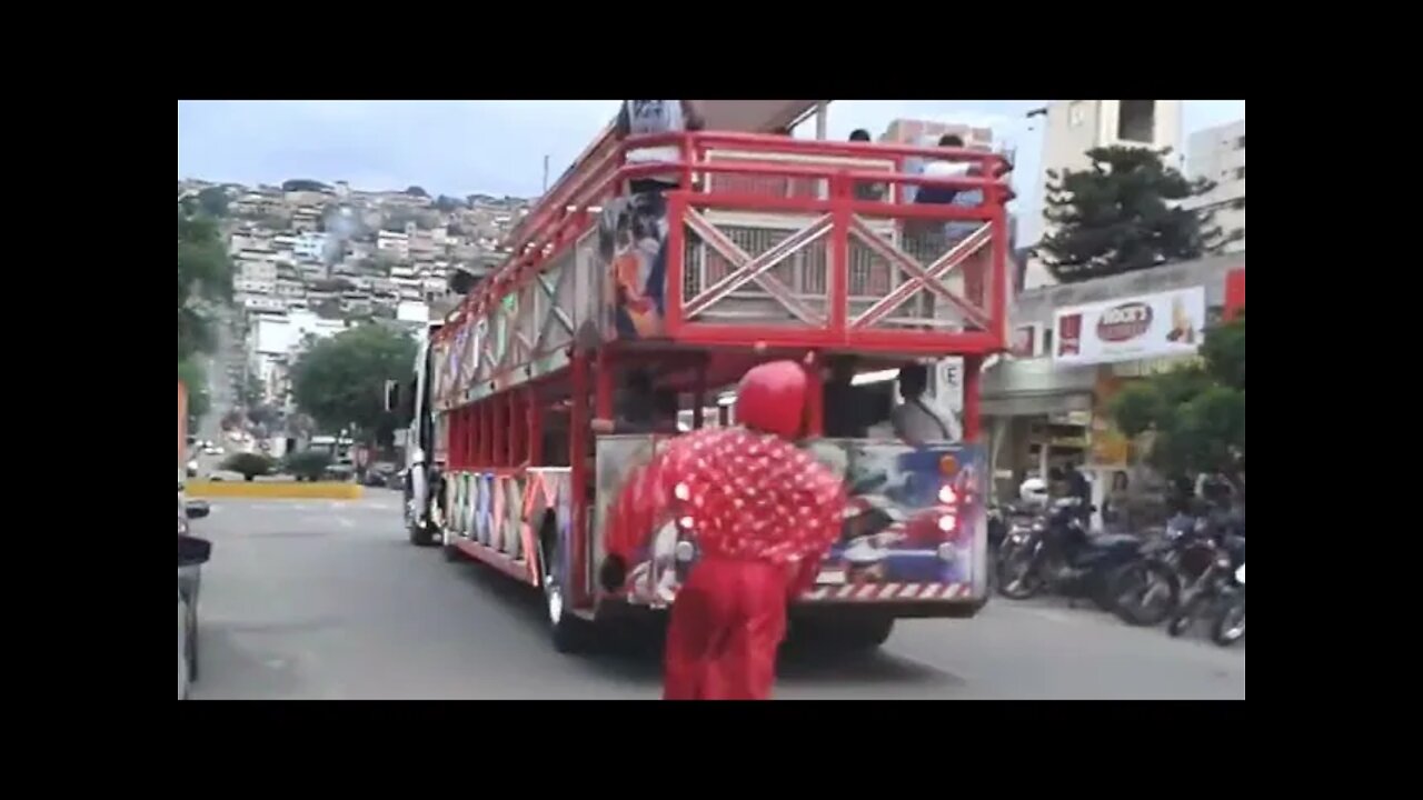 MELHORES PASSINHOS, DO FOFÃO, CHAVES, CHAPOLIN E O MÁSKARA, NA CARRETA TRIO DA ALEGRIA 18