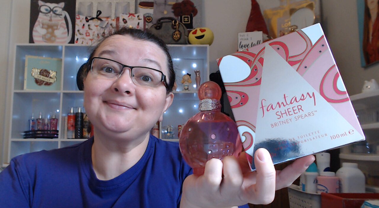 Fantasy Sheer Perfume by Britney Spears Review