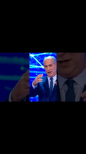 Ciro debatendo com Lula.