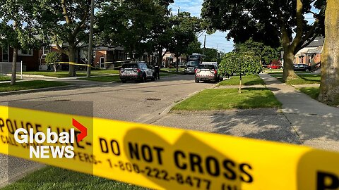 Etobicoke stabbings: Toronto police on “active” hunt for man accused of killing mother, grandmother