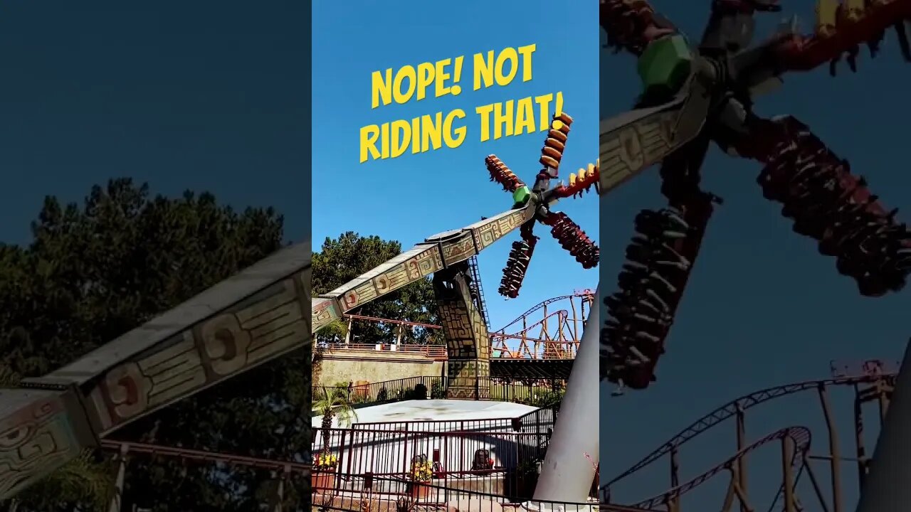 Sol Spin at Knott’s Berry Farm. Not getting on that one! #knottsberryfarm #solspin #fiestavillage