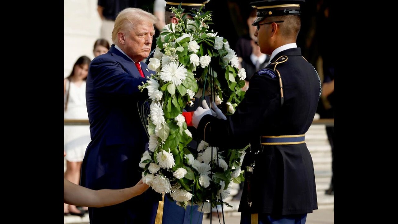 Dems Demand Army Rebuke Trump Over Arlington Spat