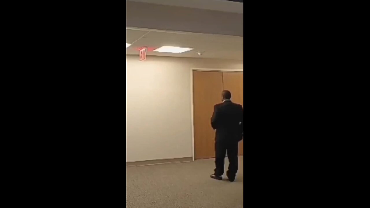 scary video security guard talk to a ghost ..