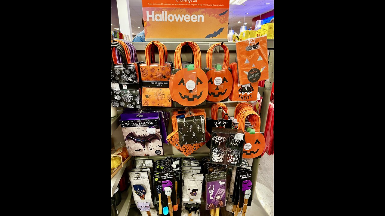 Halloween homedecor 🎃 @tkmax #homedecor #2022 #homeandgardeninspo