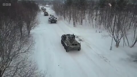 Russia says “no plans” to invade Ukraine as more troops sent to border - BBC News