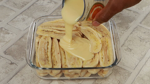 Add condensed milk to the bananas and make this delicious treat in just a few minutes!