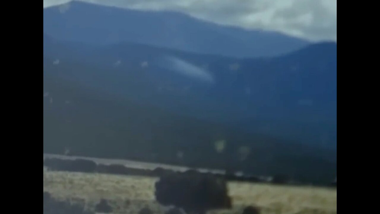 UFO Flies by Drone in Utah