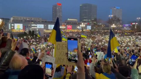 Warsaw! @POTUS #StandWithUkraine Seen in person in Warsaw. I’m speechless.