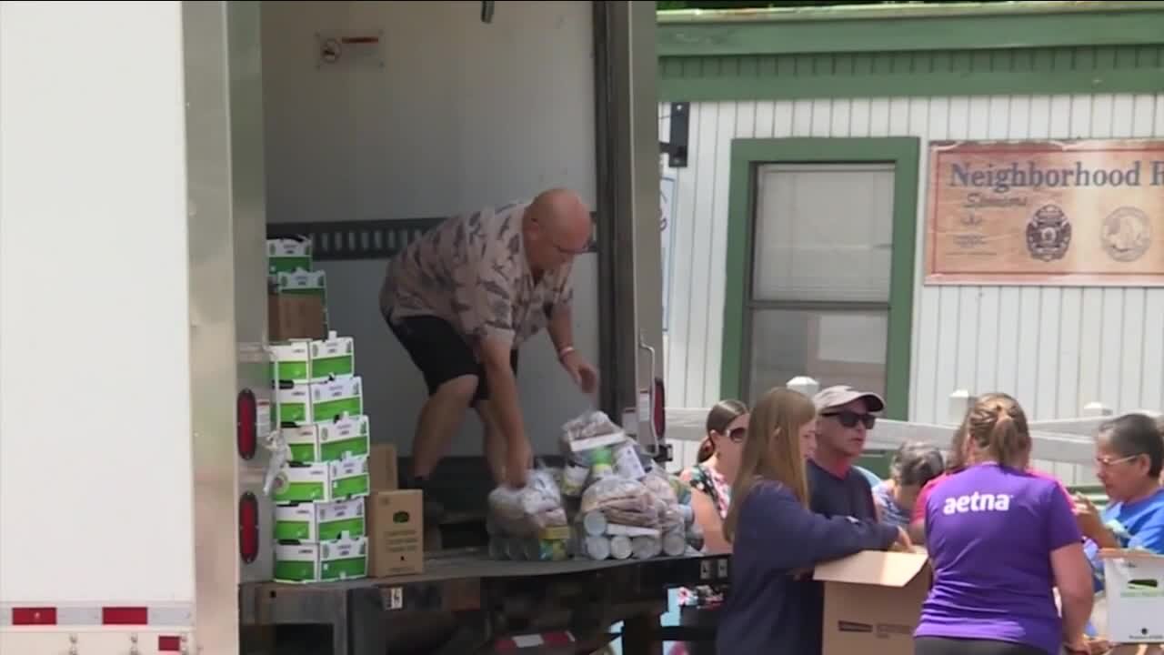 Thousands line up for food box giveaway in Denver