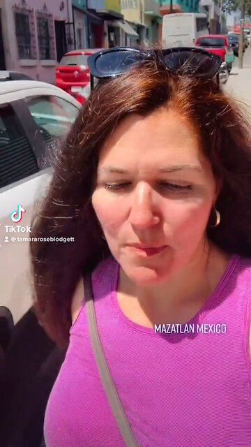 I don’t do henna anymore; embracing the gray 💪🏻