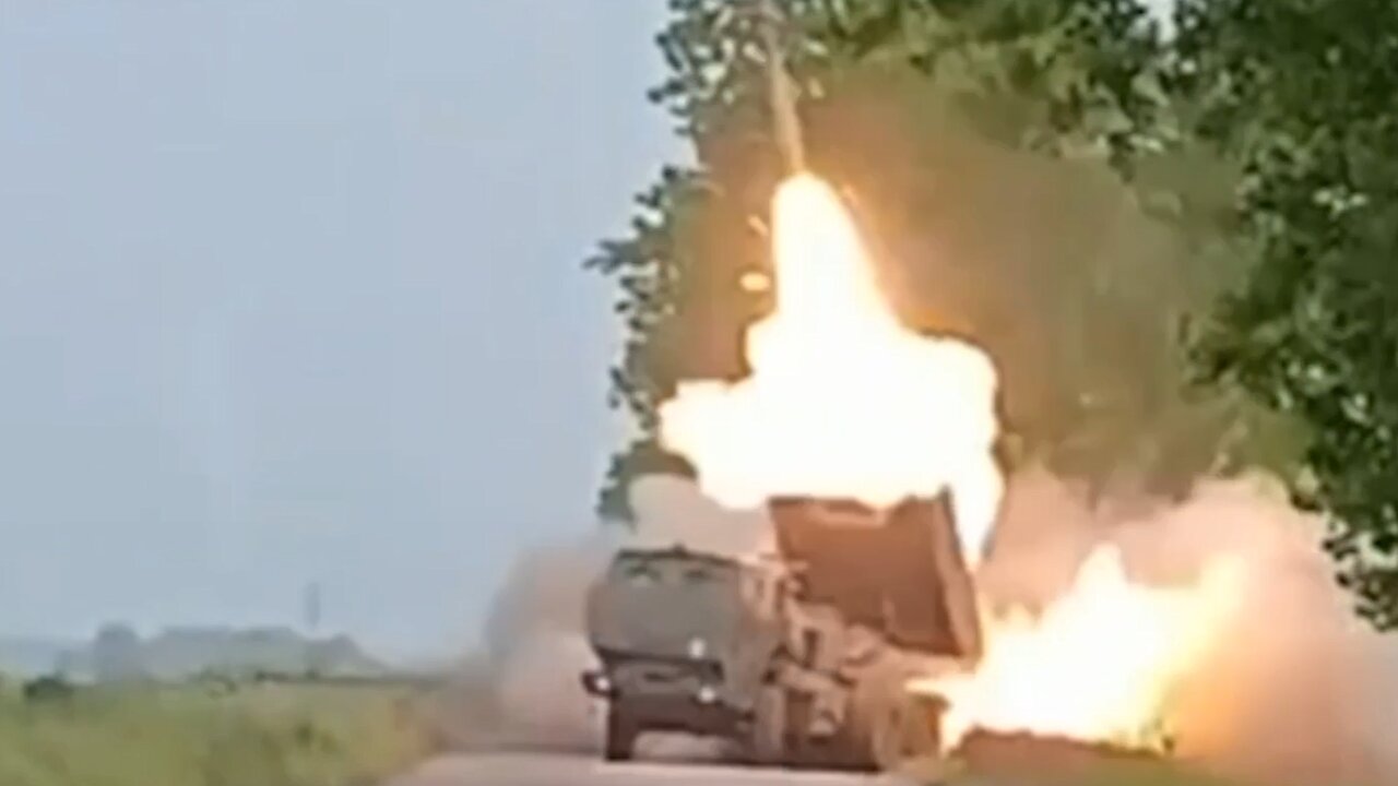 HIMARS Destroys Ru 152mm Howitzer