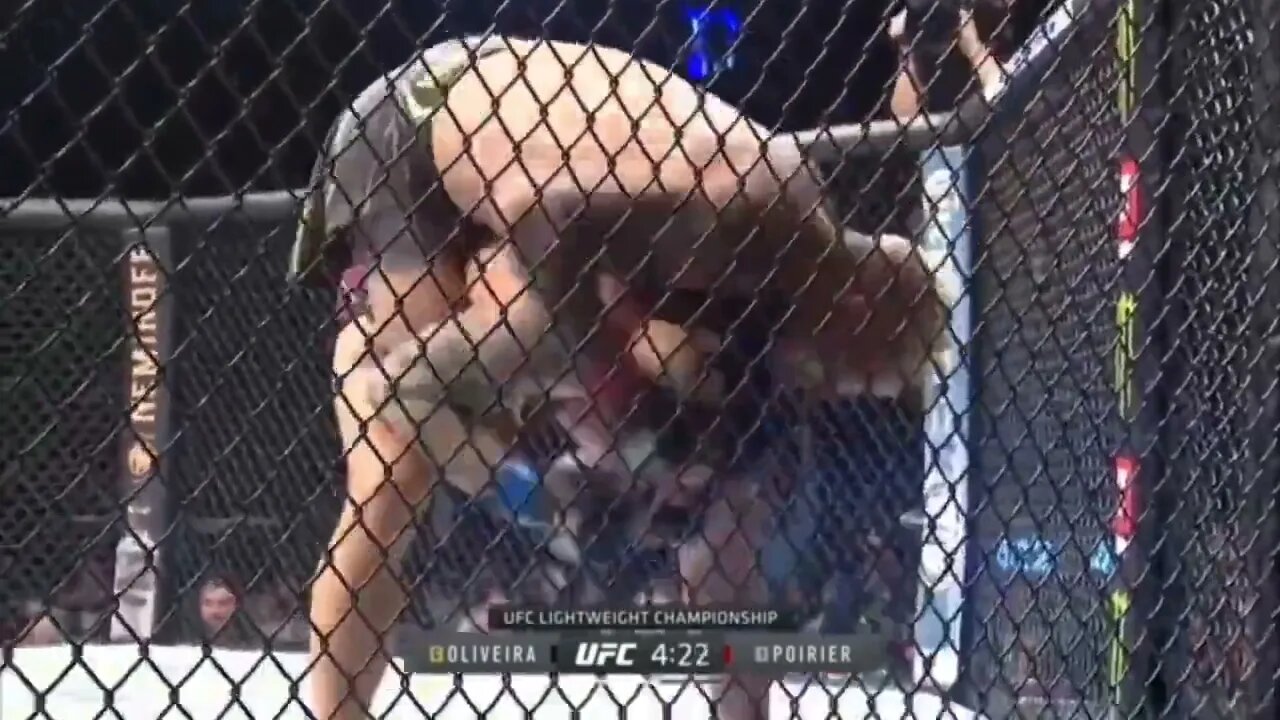 Charles Oliveira Submits Dustin Porier UFC