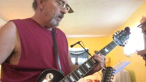 Jam in E with a looper kickin