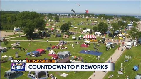 Residents fill out Veteran's Park for Fireworks show