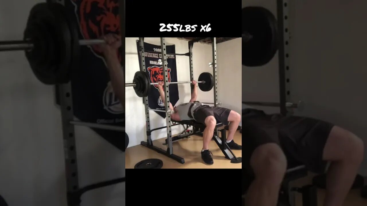 255 x6 bench press #shorts