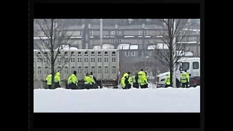 WATCH!! Ottawa Police begin clearing anti-mandate protest!!!