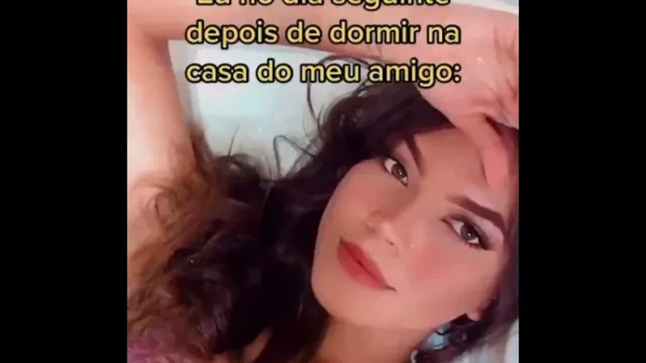 EU NO DIA SEGUINTE DEPOIS DE DORMIR NA CASA DO MEU AMIGO ( MEME ) ( MEMES ) ( VIRAL ) #shorts #rir #