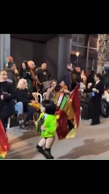HANNO FAME DEI NOSTRI BAMBINI - CARNEVALE DI TORREVIEJA IN SPAGNA