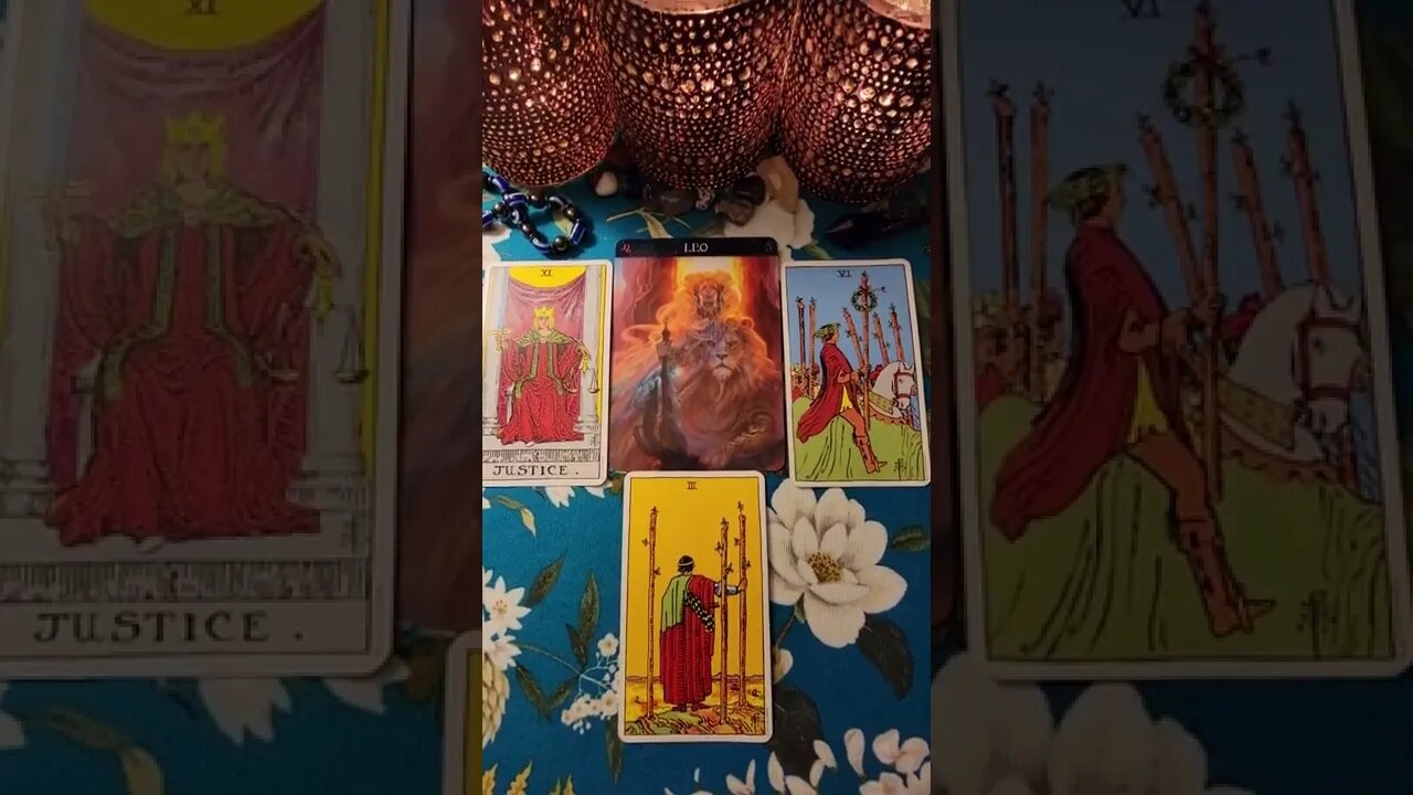 Leo ❤️ Your Past, Present & Future Tarot Reading #shorts