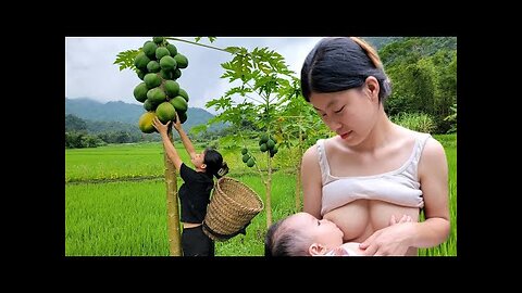 Single mom breastfeeding for her baby 2024