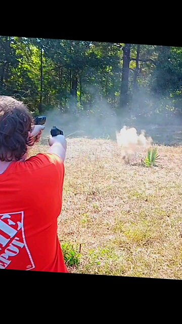 Nebbish Irish Jew duel weilds 9mm