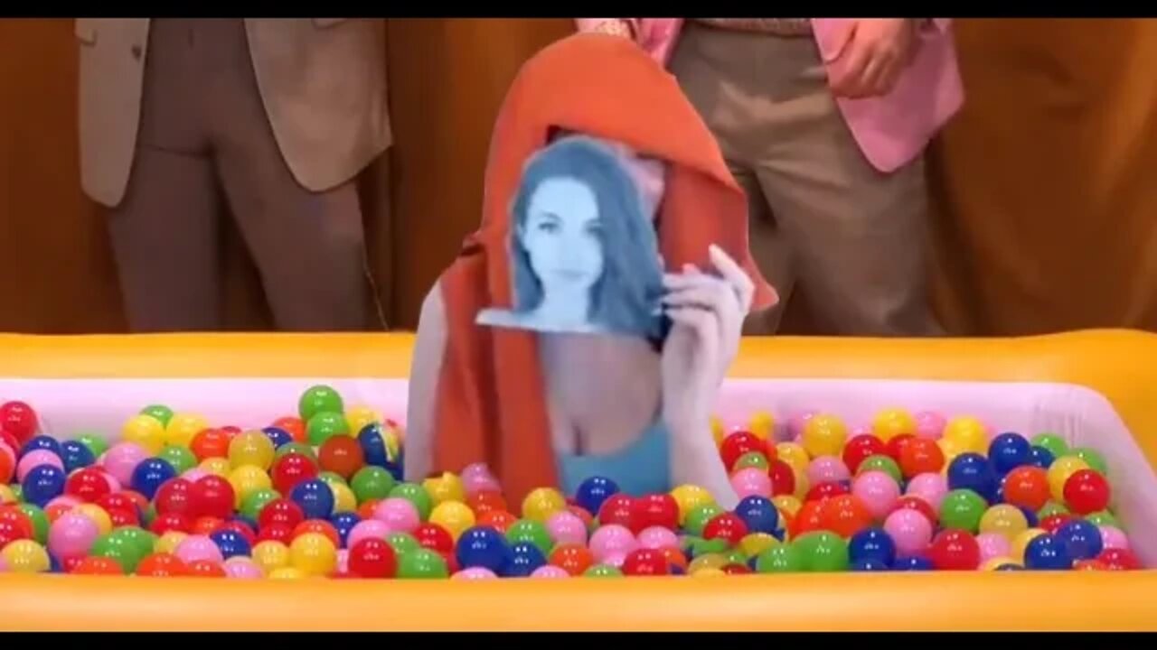 Amouranth on FNT Talking about G4 & Simps