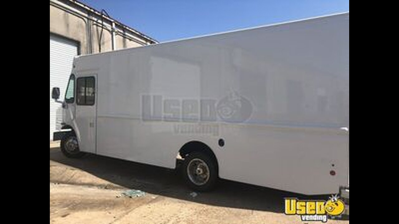 Slightly Used 18' 2020 Ford F-59 Morgan Olson Kitchen Food Truck for Sale in Texas