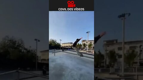 esse vai desistir de andar de skate 😂😂😂