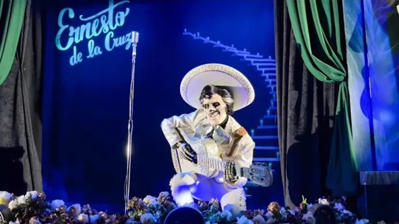 Ernesto De La Cruz Treat Trail - Oogie Boogie Bash 2022