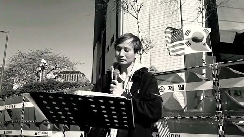 #Korea #USA #sing I 'm just rider 나는 라이더 일뿐 singing to next U.S.embacy