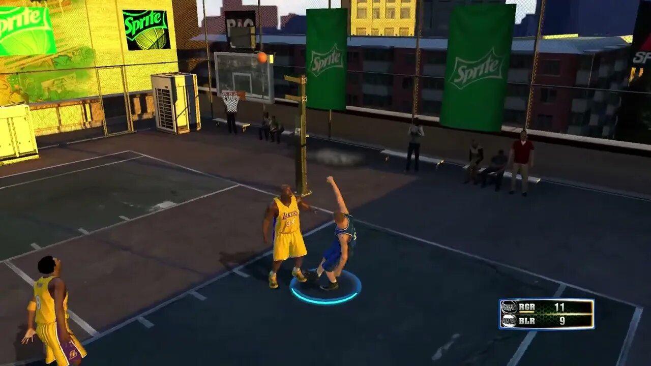 2 on 2: SHAQ and Kobe vs Grant Hill and Tracy McGrady