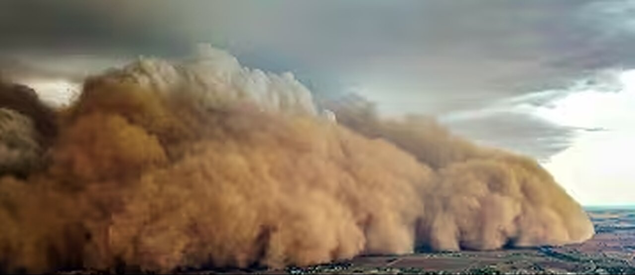 Drone footage shows massive dust storm sweeping across central New South Wales