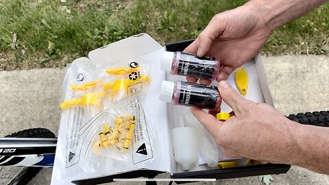 Brake Bleed Kit for SHIMANO, TEKTRO, TRP Hydraulic Disc Brakes, Mountain Bike Mineral Oil Brake Kit