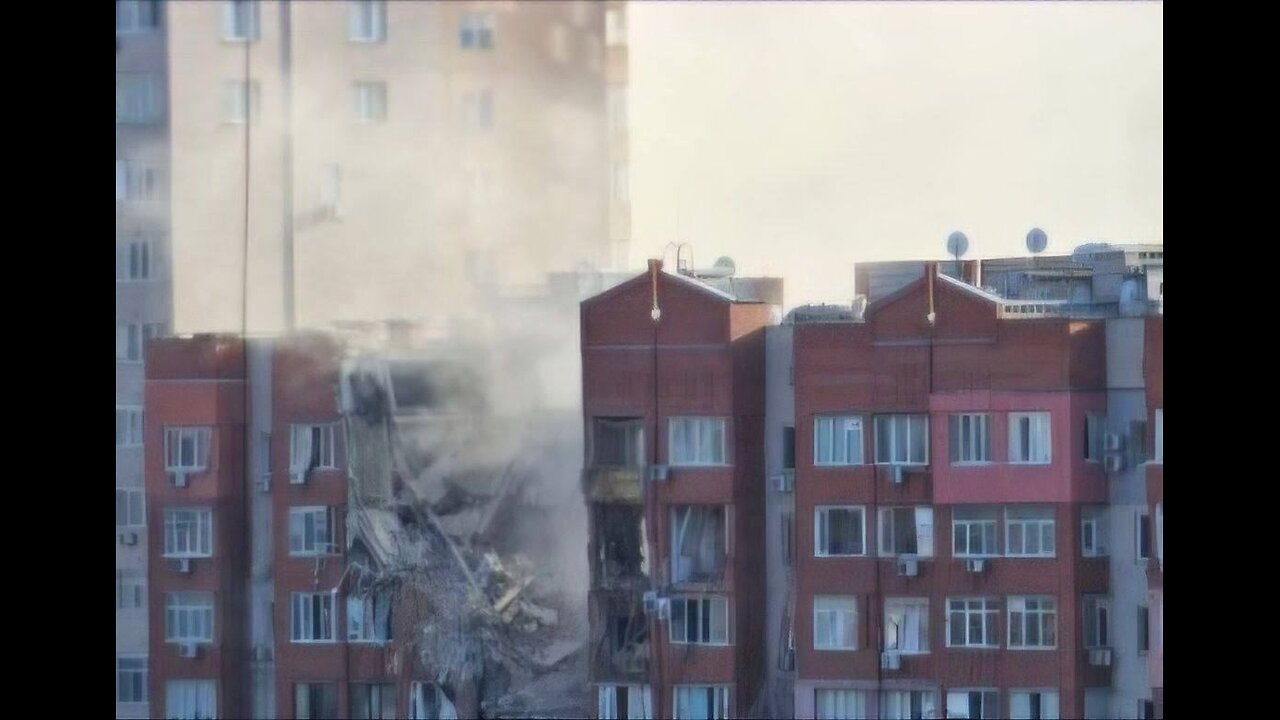 ❗️❗️Russian terrorists have fired missiles at the city of Dnipro. A 9-story building