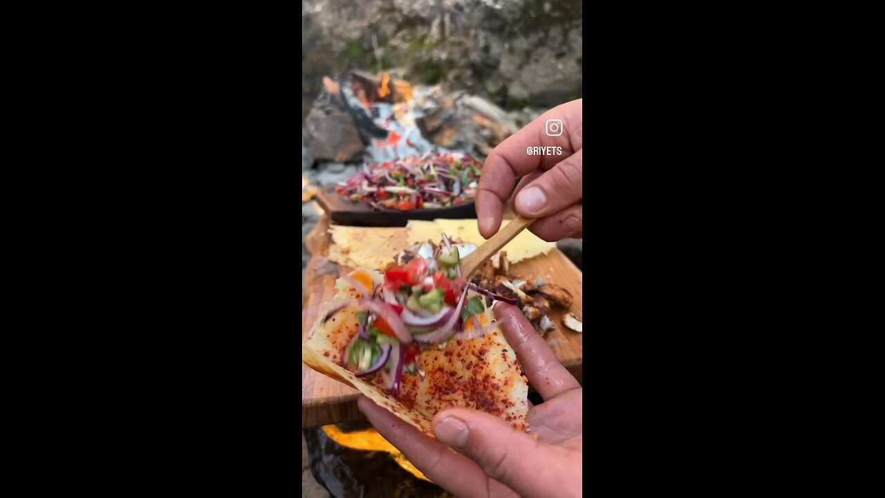 Delicious fish cooked in nature... 🐟