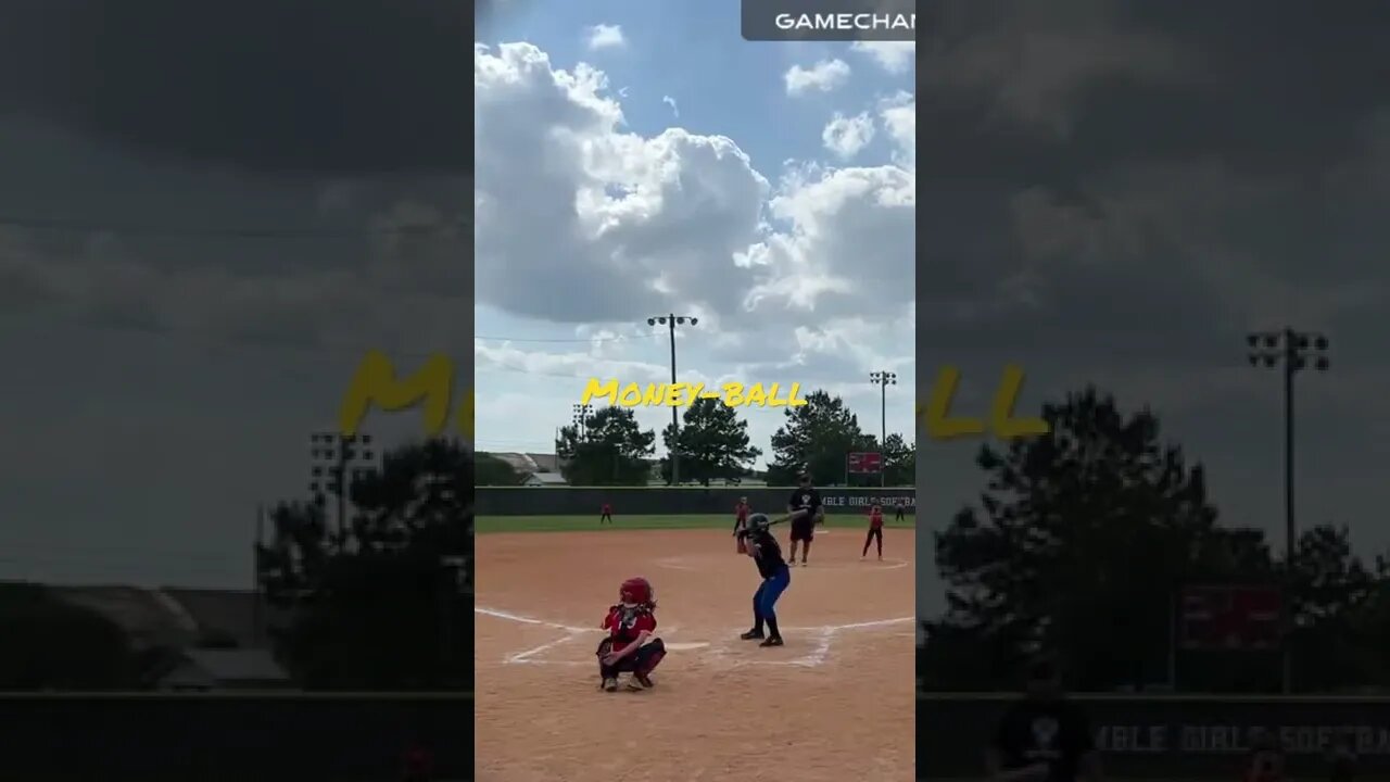 Buzz Ball from Coach [8U]