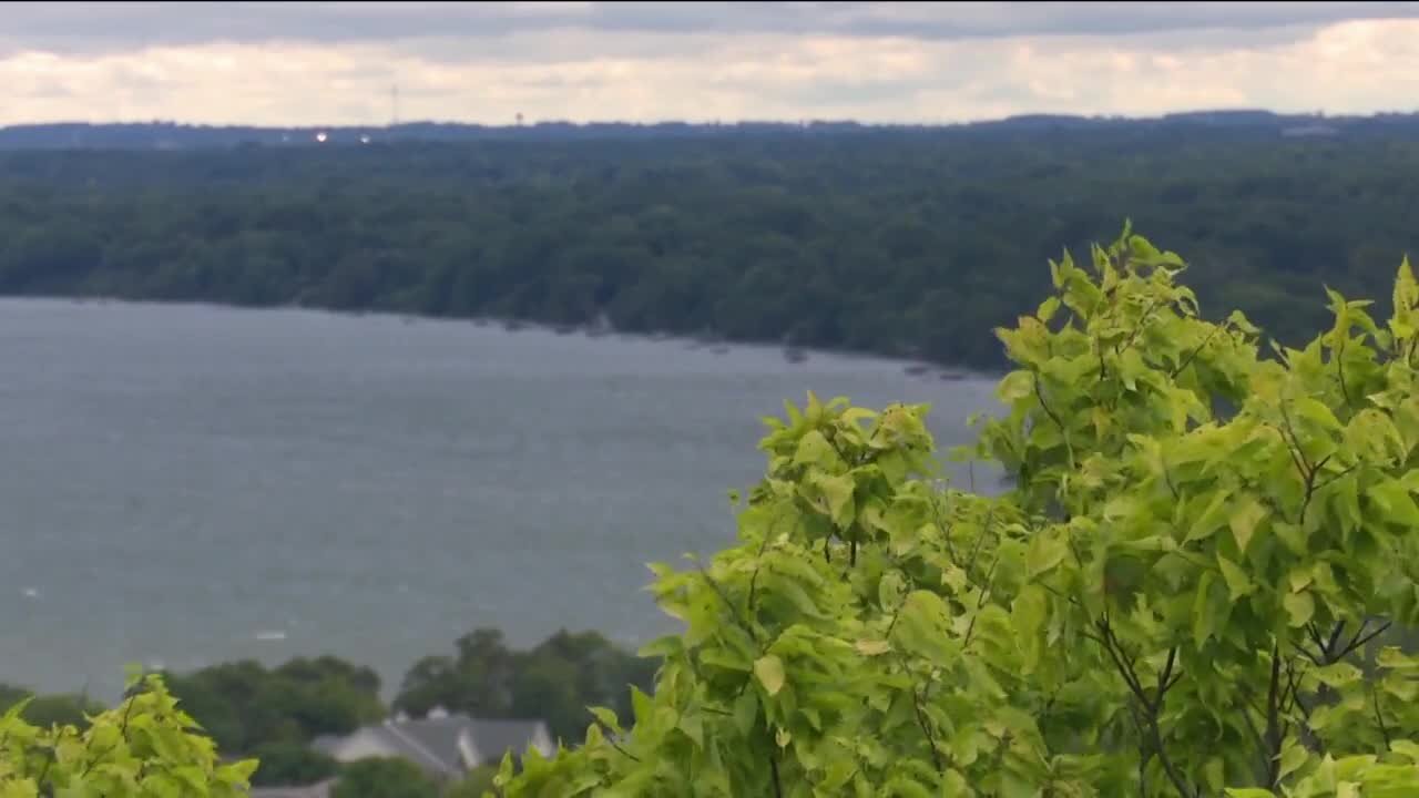 'Feels a lot like November right now': Northeast Wisconsin celebrates unofficial end to summer with fall-like temperatures